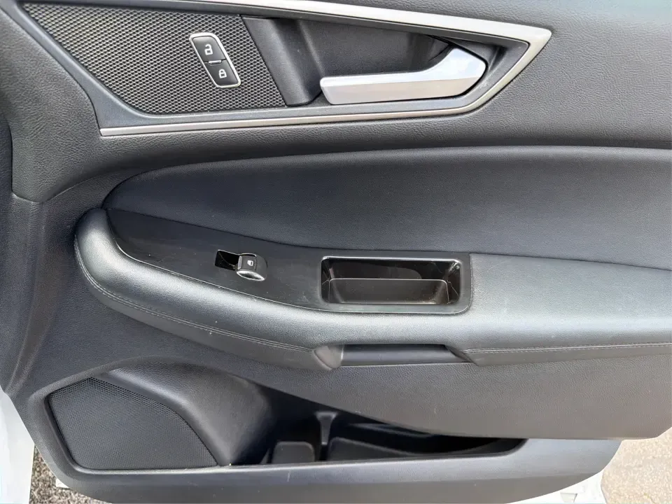2020 Ford Edge SEL FWD (2FMPK3J94LB) with an 2.0L L4 DOHC 16V engine, 6A transmission, located at 1951 S Dayton Lakeview Rd., New Carlisle, OH, 45344, (937) 908-9800, 39.890999, -84.050255 - Pack up the kids, cue up your favorite playlist, and head out for an easy weekend getaway-this 2020 Ford Edge SEL FWD is the kind of SUV that fits real life in New Carlisle. Whether you're doing the daily school run, commuting toward Dayton, or planning a road trip out past Buck Creek State Park, th- Photo#20