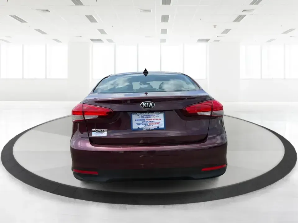 2018 Kia Forte LX 6M (3KPFL4A79JE) with an 2.0L L4 DOHC 16V engine, 6M transmission, located at 1951 S Dayton Lakeview Rd., New Carlisle, OH, 45344, (937) 908-9800, 39.890999, -84.050255 - Need a dependable commuter that still feels comfortable for date night in Dayton, errands in Springfield, and quick weekend getaways toward Yellow Springs? This **2018 Kia Forte LX 6M** is a smart, budget-friendly sedan that fits real life in **New Carlisle, Ohio**-easy to park, efficient to run, an- Photo#3