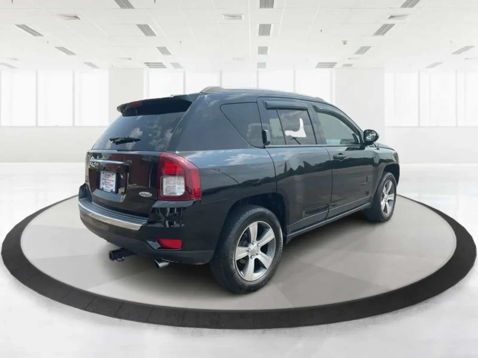 2016 Jeep Compass High Altitude Edition (1C4NJDEB2GD) with an 2.4L I-4 DOHC engine, located at 880 E. National Road, Vandalia, OH, 45377, (937) 908-9800, 39.891918, -84.183594 - **Adventure Awaits with this 2016 Jeep Compass High Altitude Edition!**<br /> <br /> Are you ready to elevate your driving experience? Perfect for weekend getaways or long commutes, this 2016 Jeep Compass High Altitude Edition is designed to tackle any journey with confidence and style. At Advantage - Photo#2