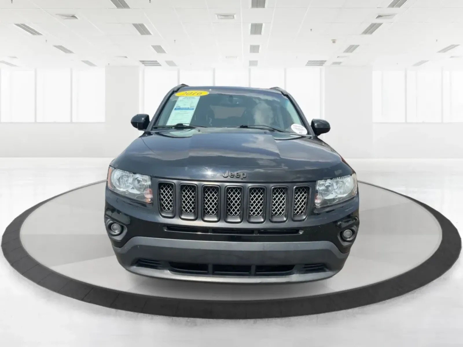 2016 Jeep Compass High Altitude Edition (1C4NJDEB2GD) with an 2.4L I-4 DOHC engine, located at 880 E. National Road, Vandalia, OH, 45377, (937) 908-9800, 39.891918, -84.183594 - **Adventure Awaits with this 2016 Jeep Compass High Altitude Edition!**<br /> <br /> Are you ready to elevate your driving experience? Perfect for weekend getaways or long commutes, this 2016 Jeep Compass High Altitude Edition is designed to tackle any journey with confidence and style. At Advantage - Photo#7