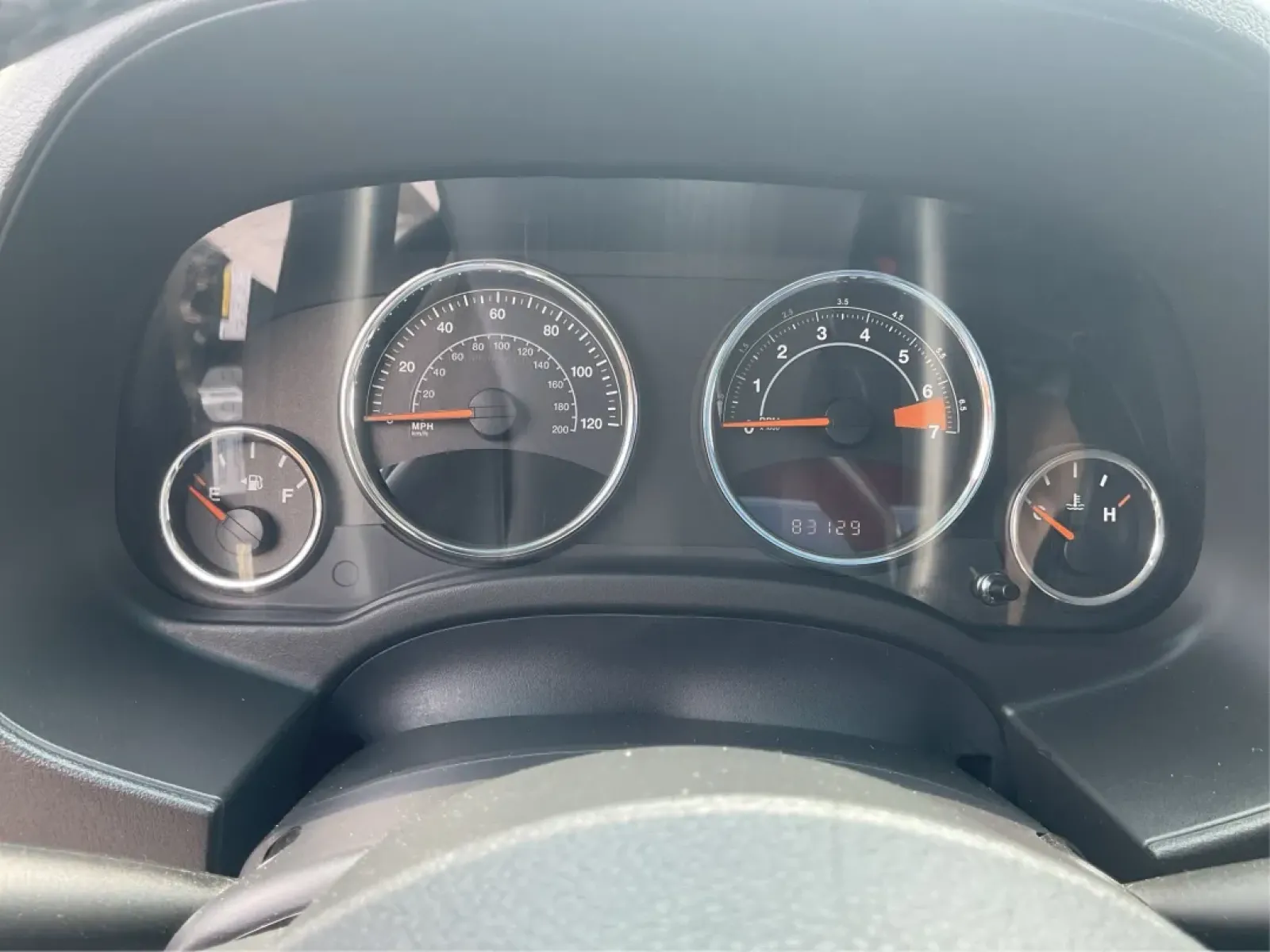 2016 Jeep Compass High Altitude Edition (1C4NJDEB2GD) with an 2.4L I-4 DOHC engine, located at 880 E. National Road, Vandalia, OH, 45377, (937) 908-9800, 39.891918, -84.183594 - **Adventure Awaits with this 2016 Jeep Compass High Altitude Edition!**<br /> <br /> Are you ready to elevate your driving experience? Perfect for weekend getaways or long commutes, this 2016 Jeep Compass High Altitude Edition is designed to tackle any journey with confidence and style. At Advantage - Photo#14