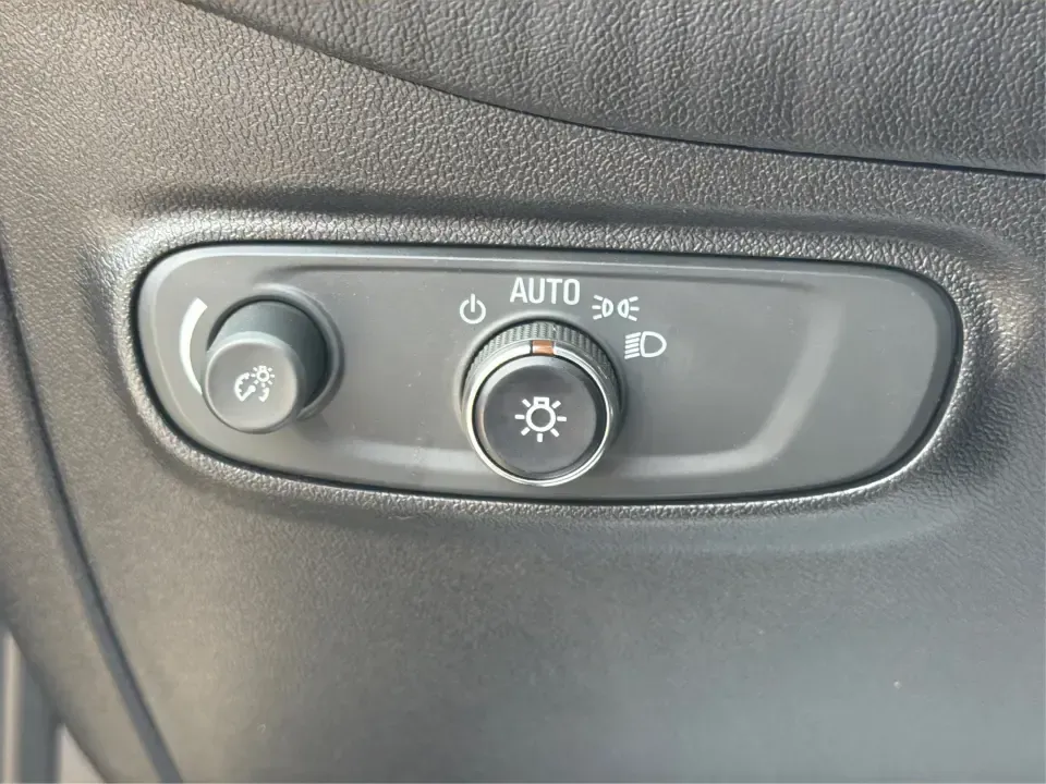 2018 Chevrolet Equinox LT 2WD (2GNAXJEV5J6) with an 1.5L L4 DIR DOHC 16V TURBO engine, 6A transmission, located at 8750 N County Rd 25A, Piqua, OH, 45356, (937) 908-9800, 40.164391, -84.232513 - Pack up the family for a weekend at Indian Lake, handle the daily commute down I-75, or run stress-free errands between Piqua and Troy-this 2018 Chevrolet Equinox LT 2WD is the kind of practical, comfortable SUV that fits real life. With its Mosaic Black Metallic exterior, versatile cargo space, and- Photo#17