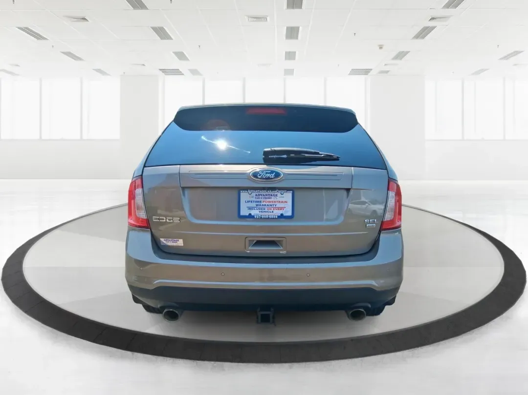 2014 Ford Edge SEL (2FMDK4JCXEB) with an 3.5L V-6 DOHC engine, located at 401 Woodman Dr, Riverside, OH, 45431, (937) 908-9800, 39.760899, -84.123421 - Are you searching for the perfect vehicle to elevate your family adventures or enhance your daily commute? Look no further! The 2014 Ford Edge SEL is designed to fit every aspect of your lifestyle, whether you're navigating busy city streets, embarking on weekend getaways, or simply running errands - Photo#3