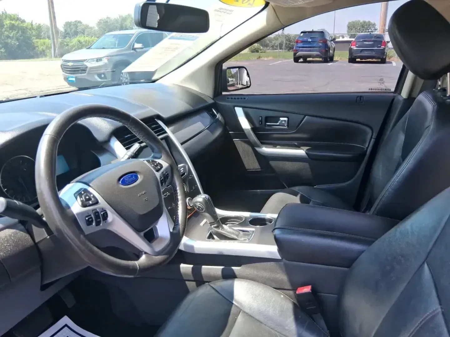 2014 Ford Edge SEL (2FMDK4JCXEB) with an 3.5L V-6 DOHC engine, 6-Speed Automatic transmission, located at 4508 South Dixie Dr, Moraine, OH, 45439, (937) 908-9800, 39.689976, -84.218452 - Are you searching for the perfect vehicle to elevate your family adventures or enhance your daily commute? Look no further! The 2014 Ford Edge SEL is designed to fit every aspect of your lifestyle, whether you're navigating busy city streets, embarking on weekend getaways, or simply running errands - Photo#9