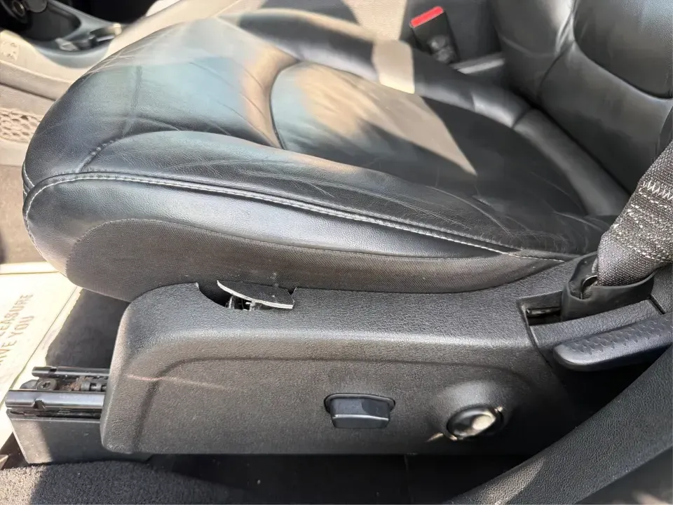 2015 Dodge Journey SXT (3C4PDCBG3FT) with an 3.6L V6 DOHC 24V engine, 6-Speed Automatic transmission, located at 8750 N County Rd 25A, Piqua, OH, 45356, (937) 908-9800, 40.164391, -84.232513 - Pack up the kids, cue up a road-trip playlist, and point the GPS toward your next weekend getaway-this 2015 Dodge Journey SXT is the kind of roomy, comfortable SUV that fits real life in West Central Ohio. Whether you're commuting up I75, running errands along N County Rd 25A, or heading toward down- Photo#18