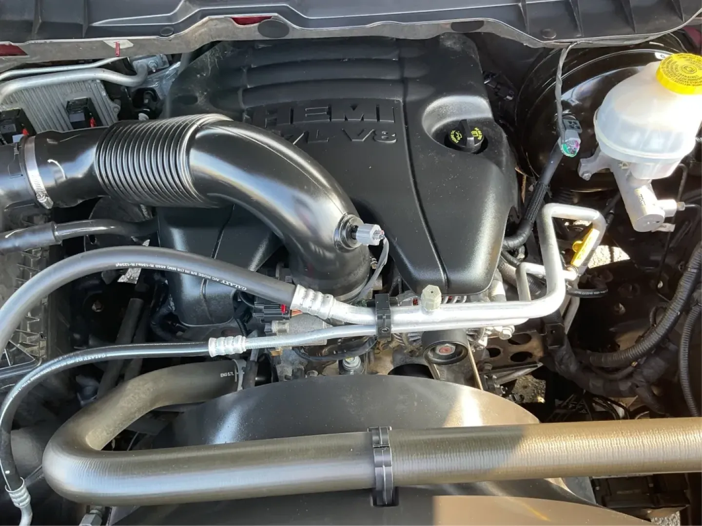 2018 Ram 1500 Express Quad Cab 4x4 6'4 Box (1C6RR7FT8JS) with an Other engine, located at 1230 East Main St, Xenia, OH, 45385, (937) 908-9800, 39.688026, -83.910172 - Are you ready to elevate your adventures and tackle any terrain with confidence? The 2018 Ram 1500 Express Quad Cab 4x4 is the ultimate truck for weekend warriors and daily commuters alike, offering the perfect blend of power, versatility, and style. With a striking Delmonico Red Pearlcoat exterior - Photo#11