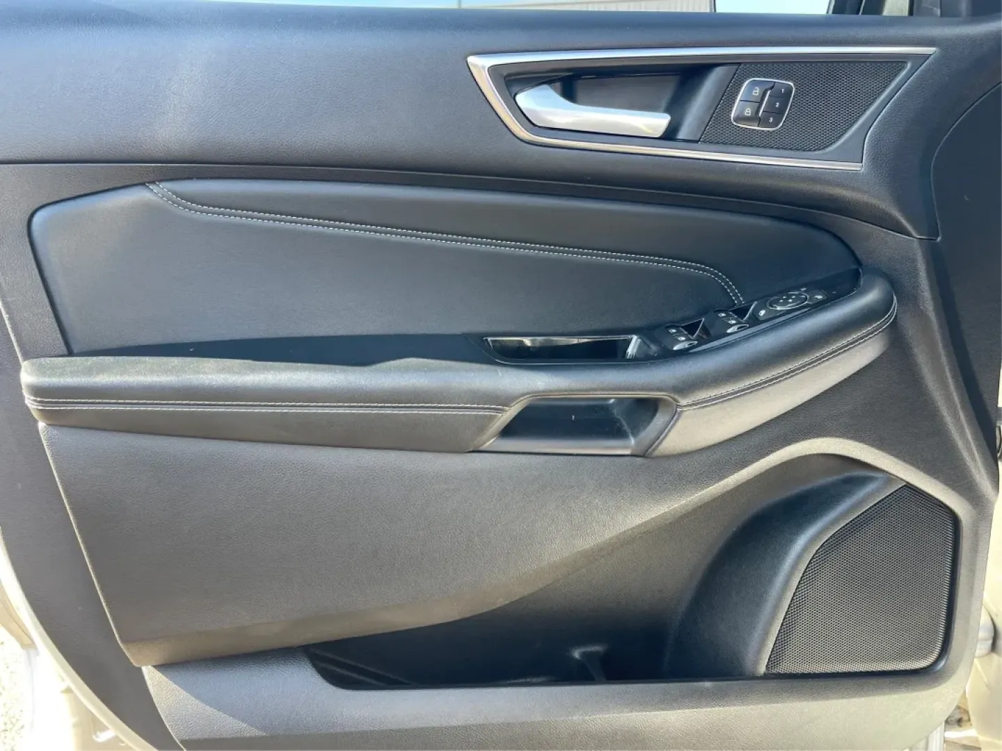 2017 Ford Edge Titanium (2FMPK3K98HB) with an Other engine, located at 8750 N County Rd 25A, Piqua, OH, 45356, (937) 908-9800, 40.164391, -84.232513 - **Embrace the Road with the 2017 Ford Edge Titanium at Advantage Car and Credit!**<br /> <br /> Are you searching for the perfect vehicle to elevate your family adventures, accommodate your daily commute, or tackle weekend getaways? Look no further than this stunning 2017 Ford Edge Titanium, now ava - Photo#19