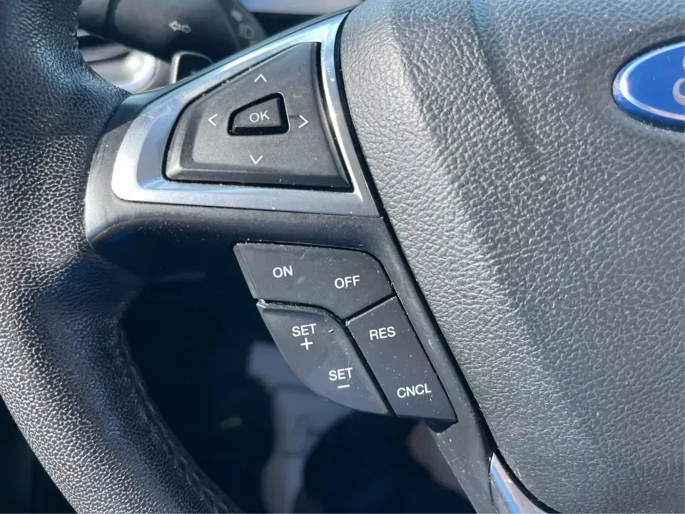 2017 Ford Edge Titanium (2FMPK3K98HB) with an 2.0L L4 DOHC 16V engine, 6A transmission, located at 8750 N County Rd 25A, Piqua, OH, 45356, (937) 908-9800, 40.164391, -84.232513 - **Embrace the Road with the 2017 Ford Edge Titanium at Advantage Car and Credit!**<br /> <br /> Are you searching for the perfect vehicle to elevate your family adventures, accommodate your daily commute, or tackle weekend getaways? Look no further than this stunning 2017 Ford Edge Titanium, now ava - Photo#16