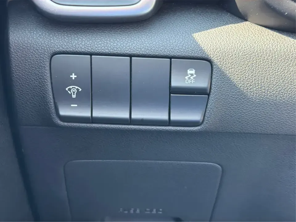 2017 Kia Sportage LX AWD (KNDPMCAC5H7) with an 2.4L V6 DOHC 24V engine, 6-Speed Automatic transmission, located at 1184 Kauffman Ave, Fairborn, OH, 45324, (937) 908-9800, 39.807072, -84.030914 - Weekend getaways to John Bryan State Park, snowy school runs, or the daily commute down I675-this 2017 Kia Sportage LX AWD is built for real life in the Miami Valley. With confident all-wheel drive and SUV versatility, it's a smart pick for drivers who want a practical crossover that can handle Ohio- Photo#17