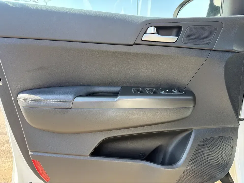 2017 Kia Sportage LX AWD (KNDPMCAC5H7) with an 2.4L V6 DOHC 24V engine, 6-Speed Automatic transmission, located at 1184 Kauffman Ave, Fairborn, OH, 45324, (937) 908-9800, 39.807072, -84.030914 - Weekend getaways to John Bryan State Park, snowy school runs, or the daily commute down I675-this 2017 Kia Sportage LX AWD is built for real life in the Miami Valley. With confident all-wheel drive and SUV versatility, it's a smart pick for drivers who want a practical crossover that can handle Ohio- Photo#19