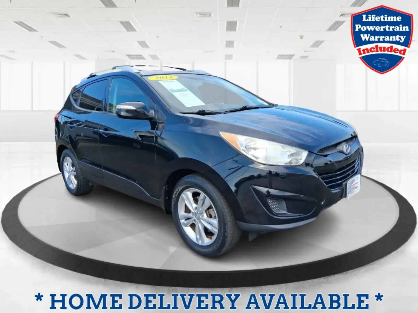 2012 Hyundai Tucson GLS (KM8JU3AC2CU) with an Theta II 2.4L I-4 DOHC engine, located at 880 E. National Road, Vandalia, OH, 45377, (937) 908-9800, 39.891918, -84.183594 - **Discover Your Next Adventure with the 2012 Hyundai Tucson GLS at Advantage Car and Credit!**<br /> <br /> Are you ready to elevate your lifestyle with a vehicle that meets the demands of your family, your daily commute, or those exciting weekend getaways? Look no further than the 2012 Hyundai Tucs - Photo#0