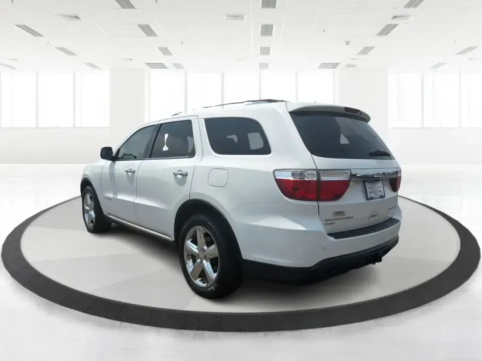 2013 Dodge Durango Citadel AWD (1C4RDJEG0DC) with an 3.6L V6 DOHC 24V engine, 5-Speed Automatic transmission, located at 1184 Kauffman Ave, Fairborn, OH, 45324, (937) 908-9800, 39.807072, -84.030914 - Need one SUV that can handle the weekday school run, a long I675 commute, and a loaded-up weekend to John Bryan State Park? This 2013 Dodge Durango Citadel AWD brings three-row practicality and upscale comfort together in a way that fits real life in Fairborn-whether you're shuttling kids to practic- Photo#4