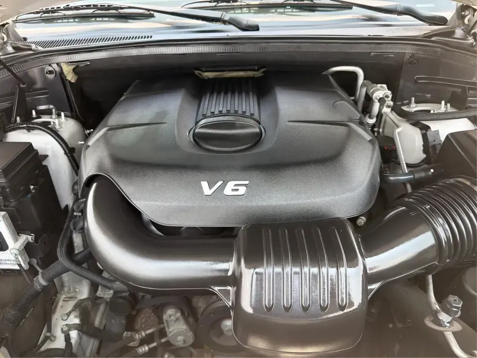 2013 Dodge Durango Citadel AWD (1C4RDJEG0DC) with an 3.6L V6 DOHC 24V engine, 5-Speed Automatic transmission, located at 1184 Kauffman Ave, Fairborn, OH, 45324, (937) 908-9800, 39.807072, -84.030914 - Need one SUV that can handle the weekday school run, a long I675 commute, and a loaded-up weekend to John Bryan State Park? This 2013 Dodge Durango Citadel AWD brings three-row practicality and upscale comfort together in a way that fits real life in Fairborn-whether you're shuttling kids to practic- Photo#11
