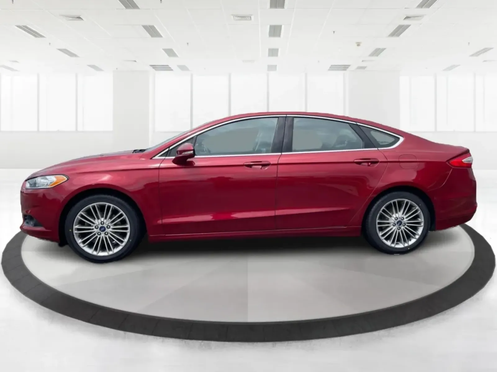 2016 Ford Fusion SE (3FA6P0HD7GR) with an Other engine, located at 880 E. National Road, Vandalia, OH, 45377, (937) 908-9800, 39.891918, -84.183594 - Experience the perfect blend of style, comfort, and reliability with this 2016 Ford Fusion SE, available now at Advantage Car and Credit in Fairborn, OH. Whether you're a commuter navigating the busy streets of downtown Fairborn or a growing family looking for a dependable vehicle for your weekend a - Photo#4