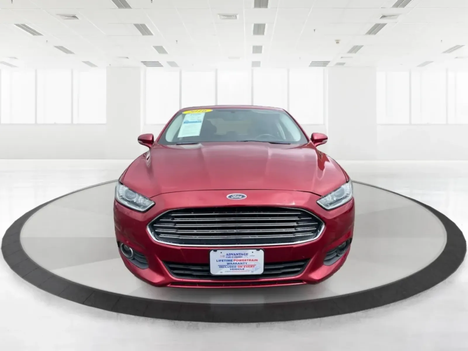 2016 Ford Fusion SE (3FA6P0HD7GR) with an Other engine, located at 880 E. National Road, Vandalia, OH, 45377, (937) 908-9800, 39.891918, -84.183594 - Experience the perfect blend of style, comfort, and reliability with this 2016 Ford Fusion SE, available now at Advantage Car and Credit in Fairborn, OH. Whether you're a commuter navigating the busy streets of downtown Fairborn or a growing family looking for a dependable vehicle for your weekend a - Photo#5