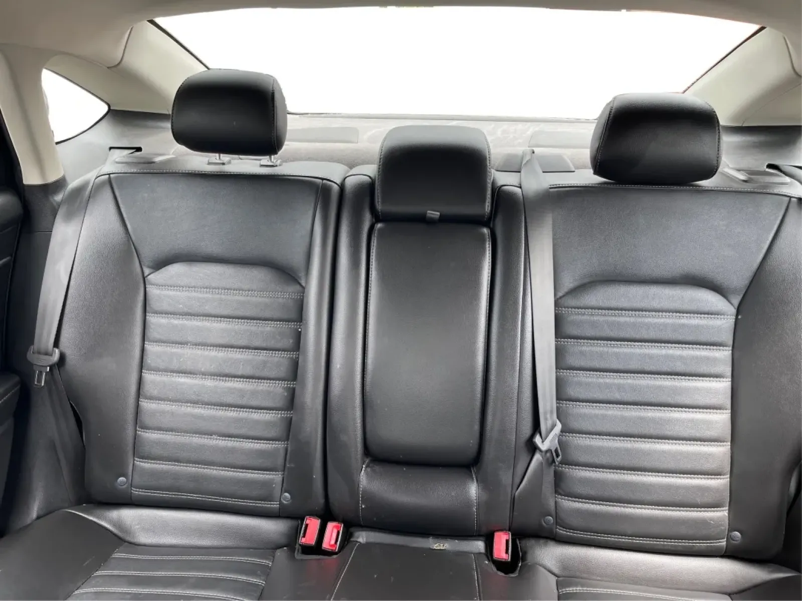 2016 Ford Fusion SE (3FA6P0HD7GR) with an Other engine, located at 880 E. National Road, Vandalia, OH, 45377, (937) 908-9800, 39.891918, -84.183594 - Experience the perfect blend of style, comfort, and reliability with this 2016 Ford Fusion SE, available now at Advantage Car and Credit in Fairborn, OH. Whether you're a commuter navigating the busy streets of downtown Fairborn or a growing family looking for a dependable vehicle for your weekend a - Photo#13