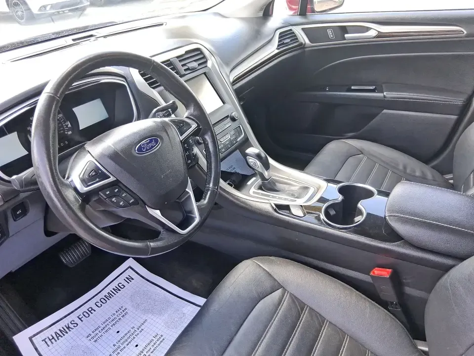 2016 Ford Fusion SE (3FA6P0HD7GR) with an 1.5L L4 DOHC 16V engine, 6-Speed Automatic transmission, located at 1099 N County Rd 25A , Troy, OH, 45373, (937) 908-9800, 40.057079, -84.212883 - Experience the perfect blend of style, comfort, and reliability with this 2016 Ford Fusion SE, available now at Advantage Car and Credit in Fairborn, OH. Whether you're a commuter navigating the busy streets of downtown Fairborn or a growing family looking for a dependable vehicle for your weekend a - Photo#9