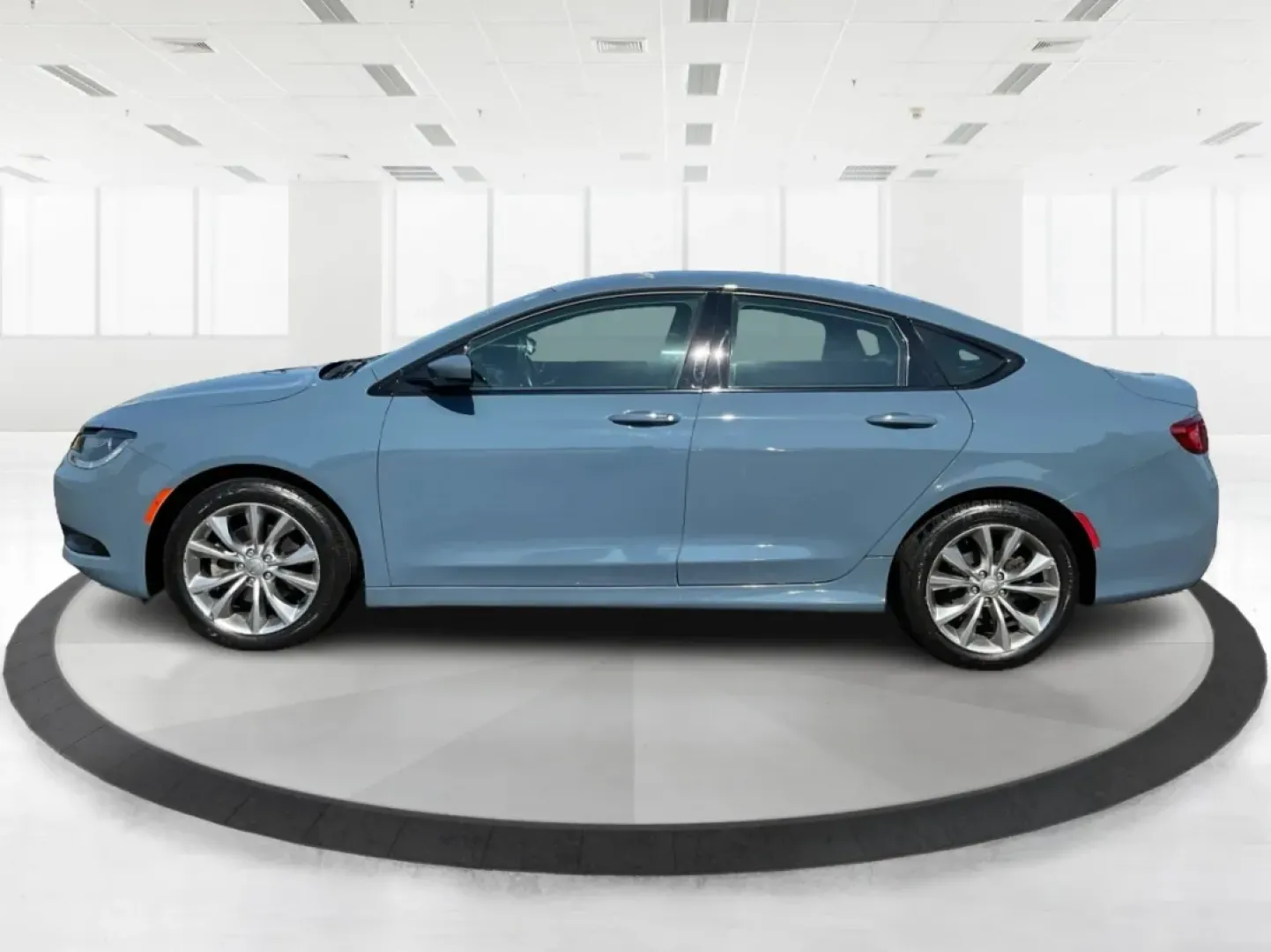 2015 Chrysler 200 S (1C3CCCBB8FN) with an 2.4L L4 DOHC 16V engine, 9-Speed Automatic transmission, located at 401 Woodman Dr, Riverside, OH, 45431, (937) 908-9800, 39.760899, -84.123421 - **Experience Luxury on a Budget with the 2015 Chrysler 200 S at Advantage Car and Credit**<br /> <br /> Looking for a stylish sedan that can handle your daily commute as effortlessly as your weekend adventures? The 2015 Chrysler 200 S is the perfect blend of comfort, technology, and modern aesthetic - Photo#5