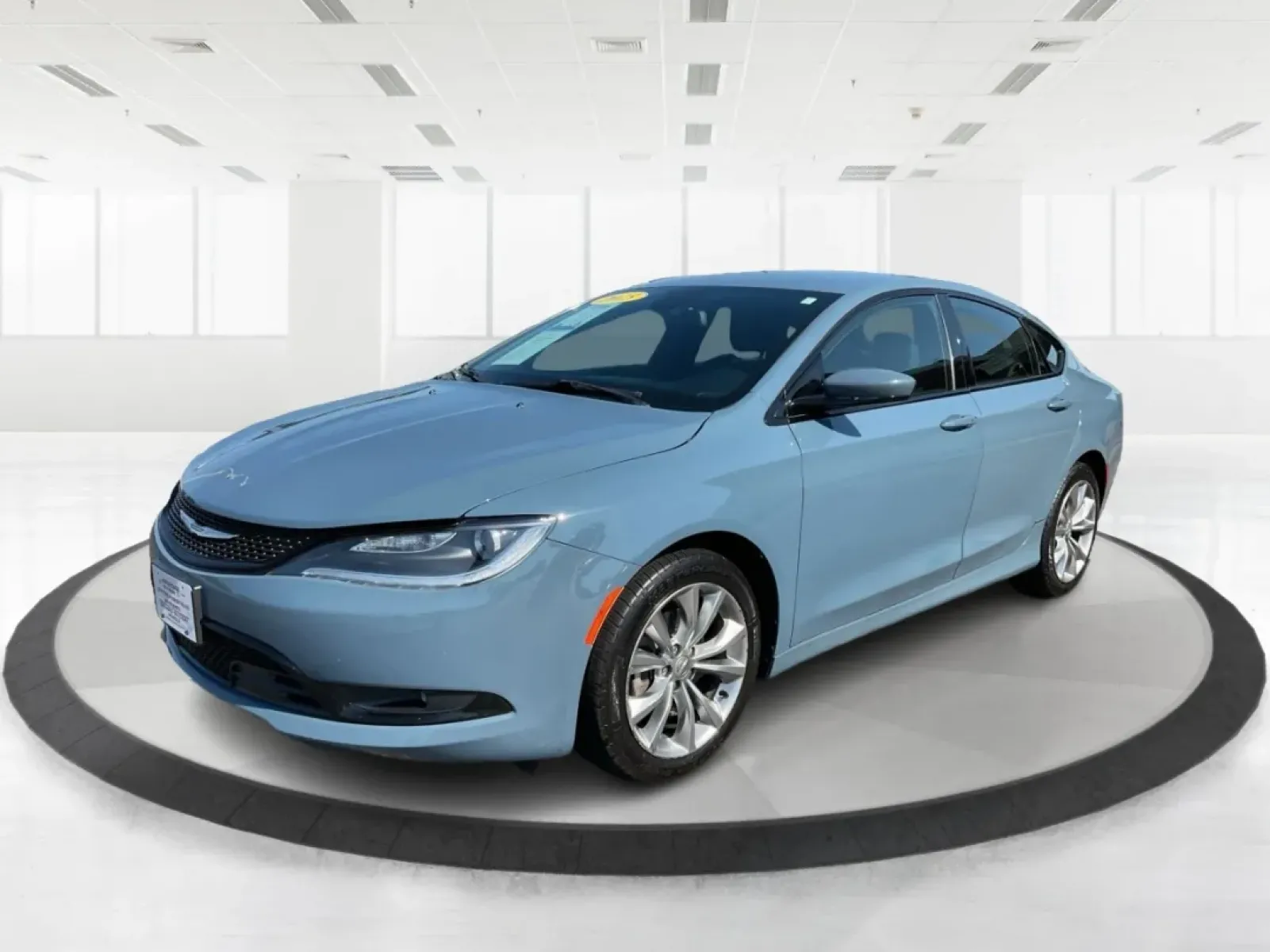 2015 Chrysler 200 S (1C3CCCBB8FN) with an Other engine, located at 1184 Kauffman Ave, Fairborn, OH, 45324, (937) 908-9800, 39.807072, -84.030914 - **Experience Luxury on a Budget with the 2015 Chrysler 200 S at Advantage Car and Credit**<br /> <br /> Looking for a stylish sedan that can handle your daily commute as effortlessly as your weekend adventures? The 2015 Chrysler 200 S is the perfect blend of comfort, technology, and modern aesthetic - Photo#8
