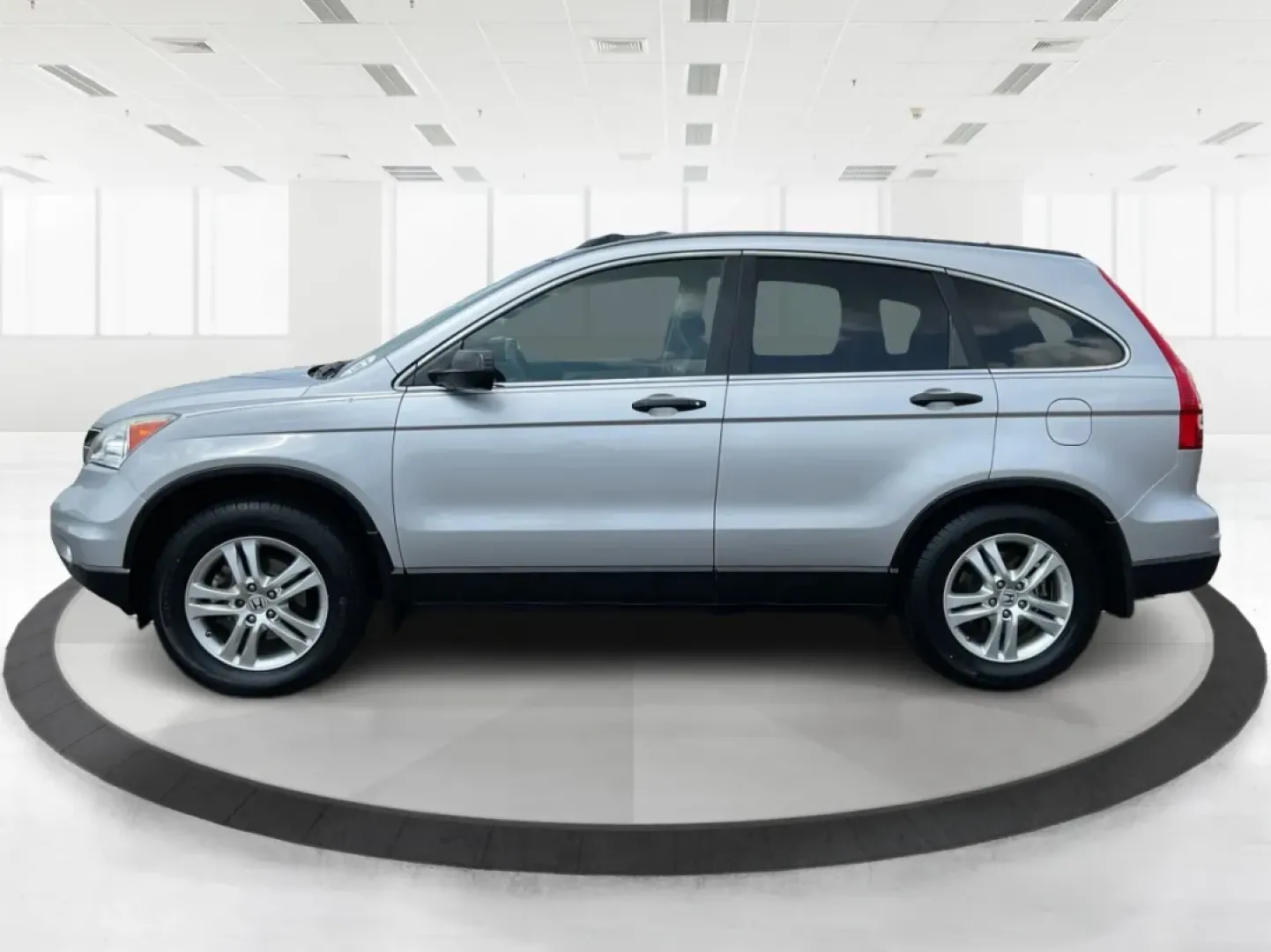 2010 Honda CR-V EX (5J6RE3H58AL) with an 2.4L I-4 DOHC engine, located at 1951 S Dayton Lakeview Rd., New Carlisle, OH, 45344, (937) 908-9800, 39.890999, -84.050255 - **Discover Your Next Adventure with the 2010 Honda CR-V EX from Advantage Car and Credit!**<br /> <br /> Are you ready to elevate your daily commute or embark on memorable weekend getaways? The 2010 Honda CR-V EX is the perfect companion for both the busy professional and the adventurous family. Wit - Photo#5