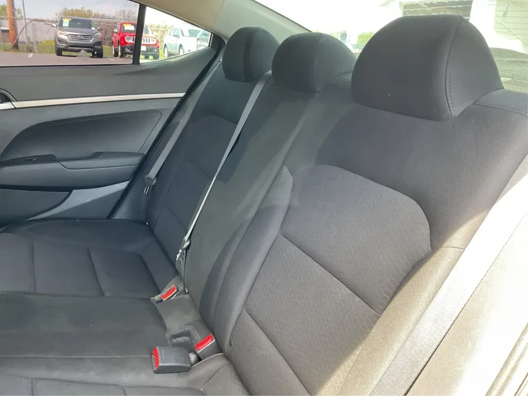 2019 Hyundai Elantra SE (5NPD74LF7KH) with an Nu 2L I-4 DOHC engine, located at 1951 S Dayton Lakeview Rd., New Carlisle, OH, 45344, (937) 908-9800, 39.890999, -84.050255 - 2019 Hyundai Elantra SE - Photo#10