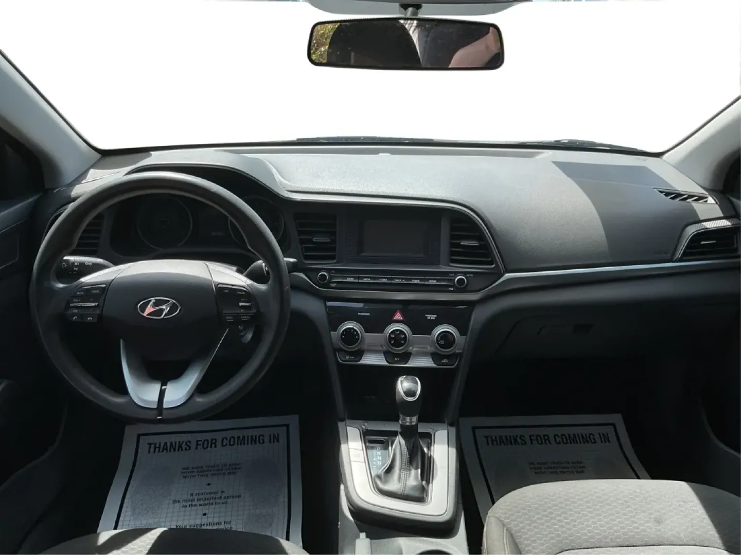 2019 Hyundai Elantra SE (5NPD74LF7KH) with an Nu 2L I-4 DOHC engine, 6A transmission, located at 401 Woodman Dr, Riverside, OH, 45431, (937) 908-9800, 39.760899, -84.123421 - **Unlock Your Adventure with the 2019 Hyundai Elantra SE at Advantage Car and Credit!**<br /> <br /> Are you ready to elevate your daily commute or embark on weekend road trips in style? This 2019 Hyundai Elantra SE is the perfect blend of practicality and sophistication, making it an outstanding ch - Photo#19