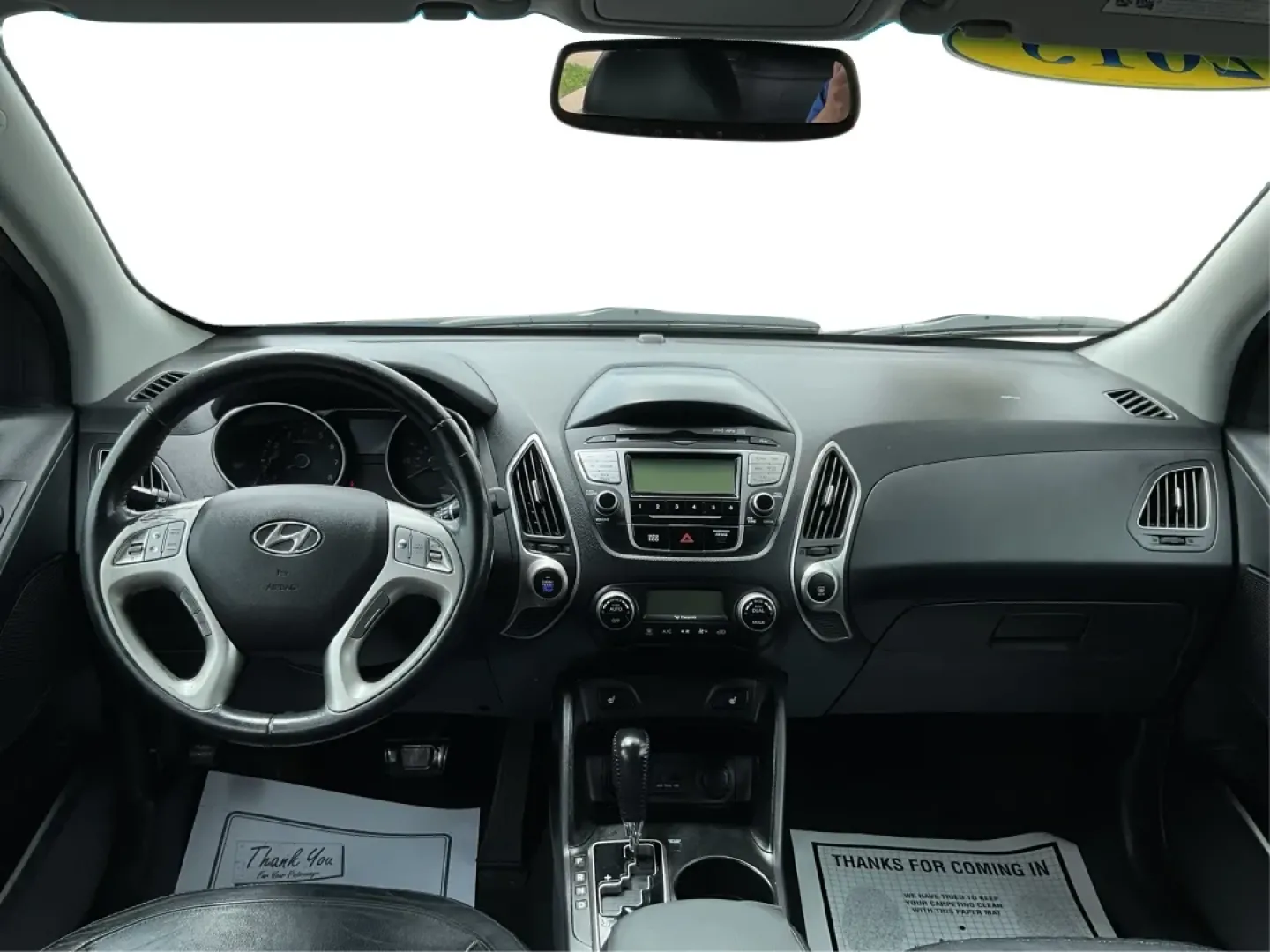 2013 Hyundai Tucson Limited (KM8JUCAC4DU) with an 2.4L L4 DOHC 16V engine, 6-Speed Automatic transmission, located at 4508 South Dixie Dr, Moraine, OH, 45439, (937) 908-9800, 39.689976, -84.218452 - **Discover Your New Adventure Vehicle: 2013 Hyundai Tucson Limited at Advantage Car and Credit!** <br /> <br /> Are you searching for the perfect SUV that combines style, comfort, and versatility? Look no further than this striking 2013 Hyundai Tucson Limited, located right here at Advantage Car an - Photo#19