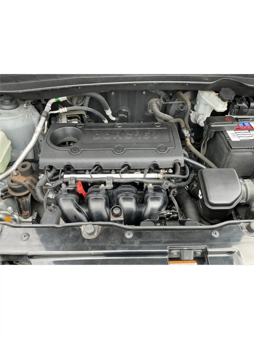 2013 Hyundai Tucson Limited (KM8JUCAC4DU) with an 2.4L L4 DOHC 16V engine, 6-Speed Automatic transmission, located at 4508 South Dixie Dr, Moraine, OH, 45439, (937) 908-9800, 39.689976, -84.218452 - **Discover Your New Adventure Vehicle: 2013 Hyundai Tucson Limited at Advantage Car and Credit!** <br /> <br /> Are you searching for the perfect SUV that combines style, comfort, and versatility? Look no further than this striking 2013 Hyundai Tucson Limited, located right here at Advantage Car an - Photo#10