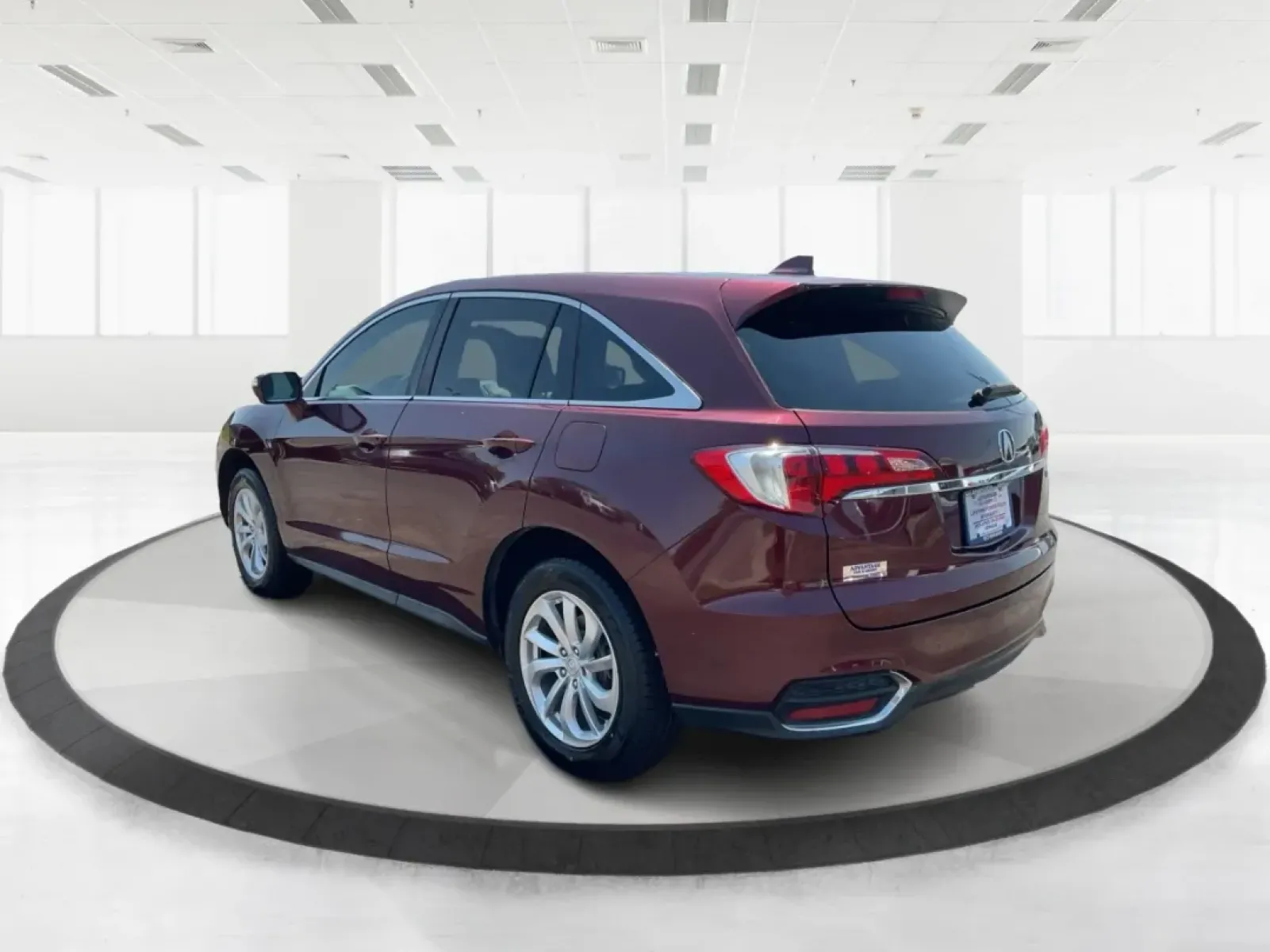 2016 Acura RDX 6-Spd AT (5J8TB3H33GL) with an 3.5L V6 DOHC 24V engine, 6-Speed Automatic transmission, located at 401 Woodman Dr, Riverside, OH, 45431, (937) 908-9800, 39.760899, -84.123421 - **Conquer the Road with Confidence: 2016 Acura RDX at Advantage Car and Credit!**<br /> <br /> Are you seeking a reliable vehicle that perfectly balances luxury, comfort, and practicality? Look no further than this stunning 2016 Acura RDX, available now at Advantage Car and Credit in Fairborn, OH. T - Photo#4