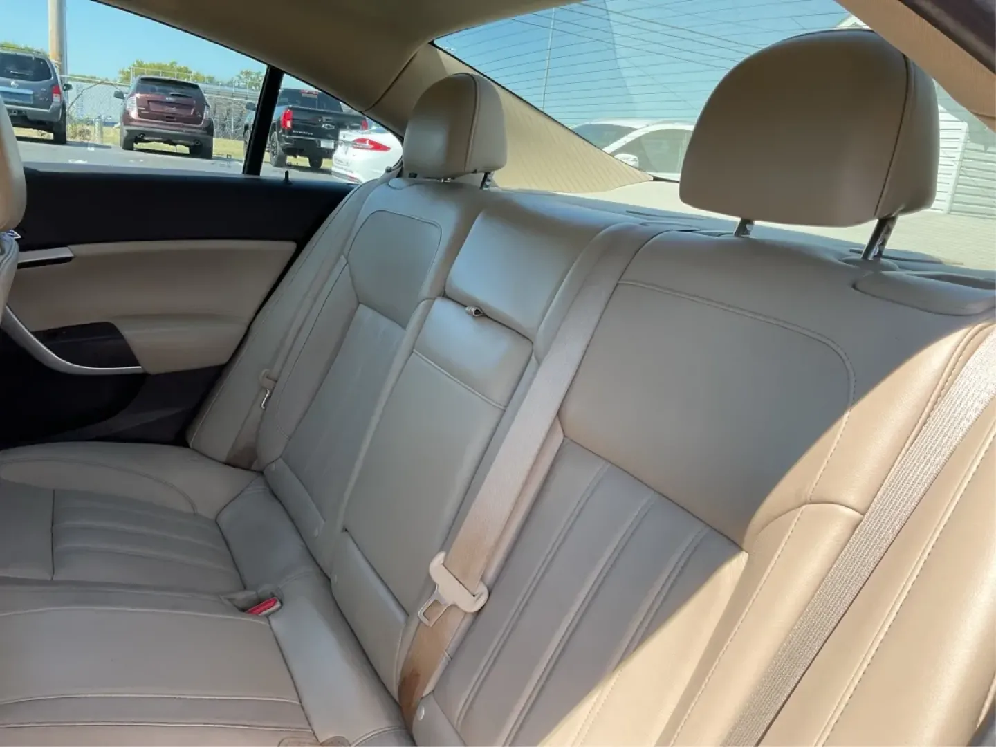 2017 Buick Regal Turbo (2G4GM5EX5H9) with an 2L I-4 gasoline direct injection engine, located at 1099 N County Rd 25A , Troy, OH, 45373, (937) 908-9800, 40.057079, -84.212883 - **Elevate Your Commute in the Stylish 2017 Buick Regal Turbo**<br /> <br /> If you're searching for a vehicle that seamlessly blends sophistication with performance, the 2017 Buick Regal Turbo is your ideal choice. This sleek sedan is perfect for budget-conscious buyers who refuse to compromise on s - Photo#10