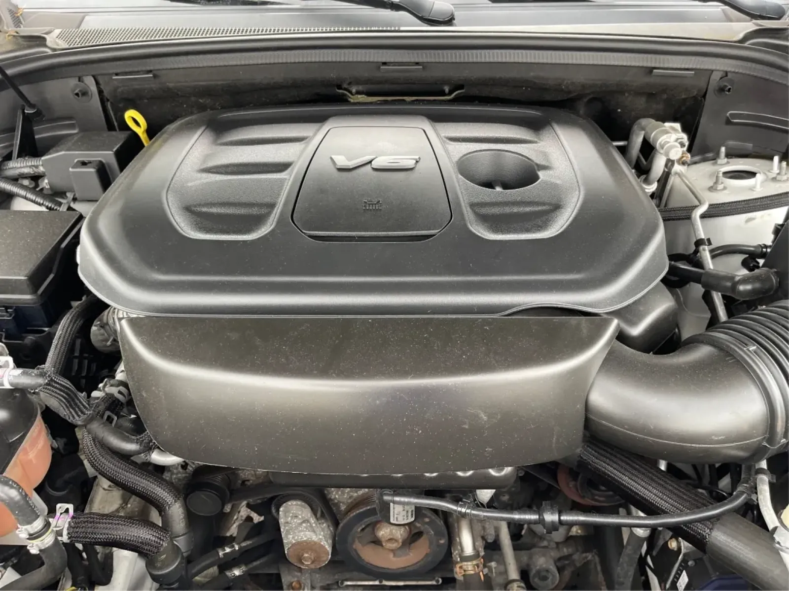2016 Jeep Grand Cherokee Limited (1C4RJFBG9GC) with an Other engine, located at 1230 East Main St, Xenia, OH, 45385, (937) 908-9800, 39.688026, -83.910172 - ### Discover Adventure with the 2016 Jeep Grand Cherokee Limited at Advantage Car and Credit in Fairborn, OH!<br /> <br /> Are you ready to elevate your weekend adventures or tackle your daily commute with style and confidence? The 2016 Jeep Grand Cherokee Limited is the perfect SUV for those who cr - Photo#11