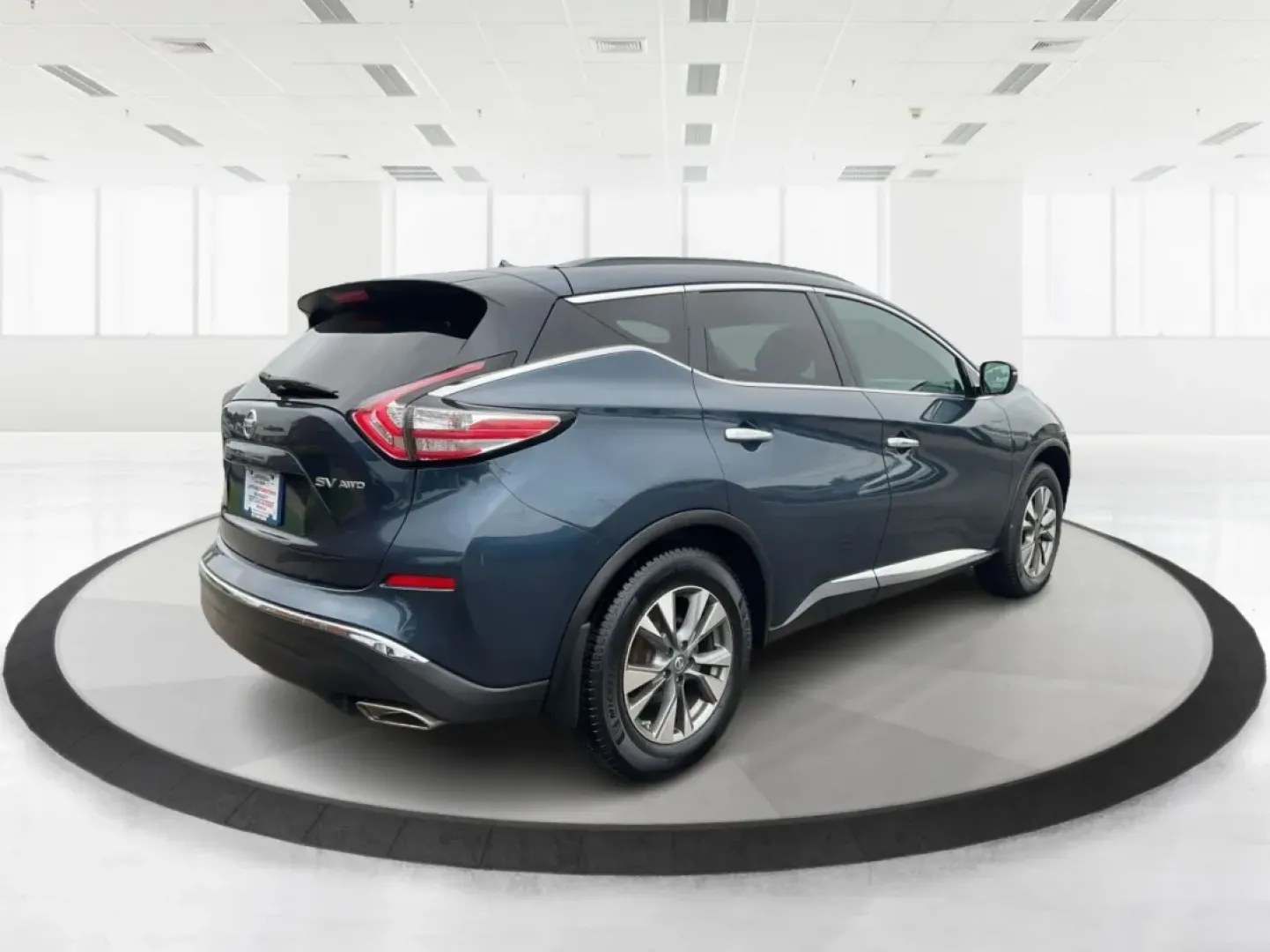 2015 Nissan Murano SV (5N1AZ2MH9FN) with an 3.5L V-6 DOHC engine, located at 1184 Kauffman Ave, Fairborn, OH, 45324, (937) 908-9800, 39.807072, -84.030914 - Are you ready to elevate your family adventures or daily commutes? The 2015 Nissan Murano SV is the perfect vehicle to transform your driving experience! With its spacious interior and modern features, this SUV is designed for those who crave comfort and versatility, making it ideal for both busy fa - Photo#2