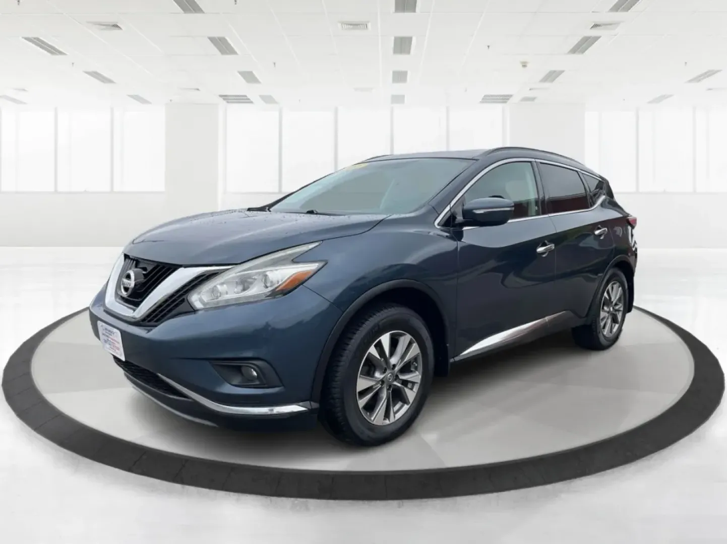 2015 Nissan Murano SV (5N1AZ2MH9FN) with an 3.5L V-6 DOHC engine, located at 1184 Kauffman Ave, Fairborn, OH, 45324, (937) 908-9800, 39.807072, -84.030914 - Are you ready to elevate your family adventures or daily commutes? The 2015 Nissan Murano SV is the perfect vehicle to transform your driving experience! With its spacious interior and modern features, this SUV is designed for those who crave comfort and versatility, making it ideal for both busy fa - Photo#8