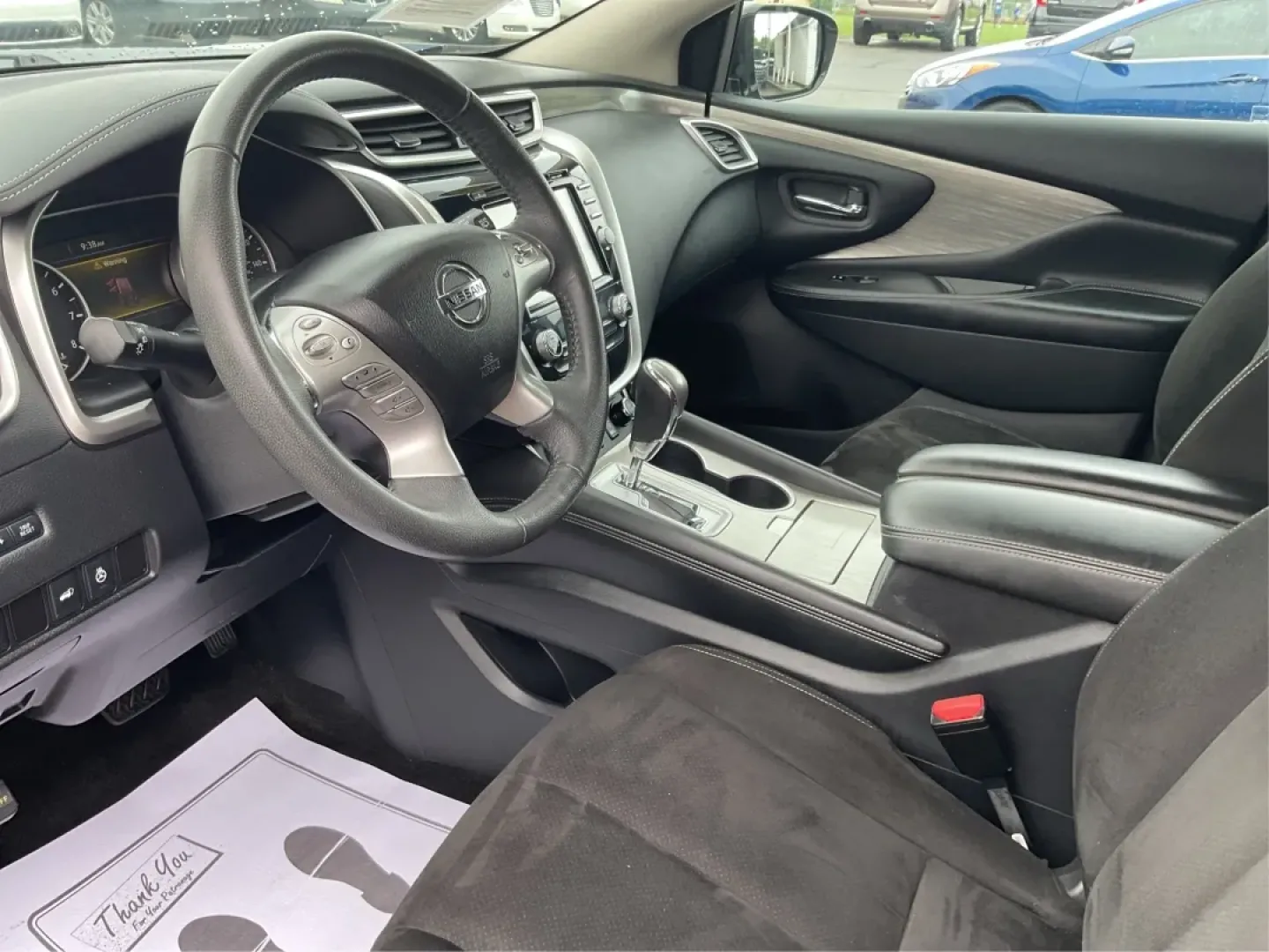 2015 Nissan Murano SV (5N1AZ2MH9FN) with an 3.5L V-6 DOHC engine, located at 1184 Kauffman Ave, Fairborn, OH, 45324, (937) 908-9800, 39.807072, -84.030914 - Are you ready to elevate your family adventures or daily commutes? The 2015 Nissan Murano SV is the perfect vehicle to transform your driving experience! With its spacious interior and modern features, this SUV is designed for those who crave comfort and versatility, making it ideal for both busy fa - Photo#9