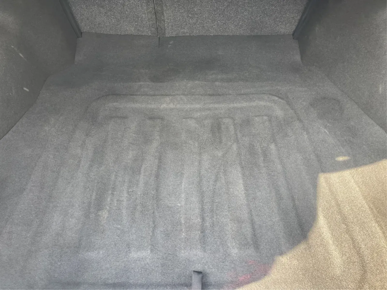 2017 Hyundai Sonata Base (5NPE24AF6HH) with an Other engine, located at 1230 East Main St, Xenia, OH, 45385, (937) 908-9800, 39.688026, -83.910172 - **Experience Comfort and Reliability with the 2017 Hyundai Sonata at Advantage Car and Credit!**<br /> <br /> Are you looking for a dependable sedan that seamlessly fits into your active lifestyle? Whether you're commuting to work, running errands around Fairborn, or making weekend getaways with fri - Photo#12