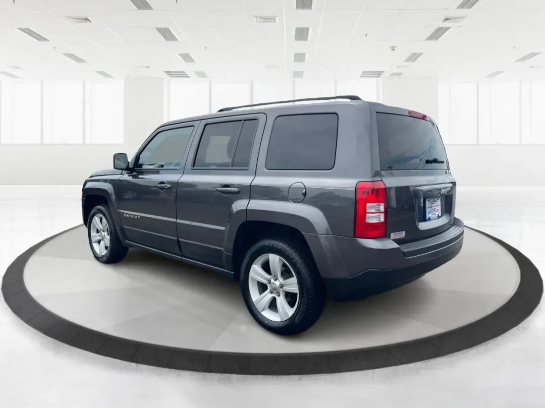 2014 Jeep Patriot Latitude 4WD (1C4NJRFB5ED) with an 2.4L L4 DOHC 16V engine, located at 1230 East Main St, Xenia, OH, 45385, (937) 908-9800, 39.688026, -83.910172 - **Adventure Awaits with the 2014 Jeep Patriot Latitude 4WD!**<br /> <br /> If you're longing for a vehicle that blends rugged capability with everyday comfort, look no further than the 2014 Jeep Patriot Latitude 4WD. Perfect for weekend adventures or daily commutes, this SUV is designed to take you - Photo#4