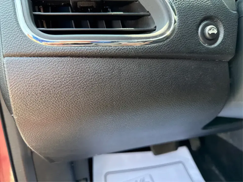 2014 Chrysler 200 Touring (1C3CCBBB6EN) with an 2.4L L4 DOHC 16V engine, 6-Speed Automatic transmission, located at 401 Woodman Dr, Riverside, OH, 45431, (937) 908-9800, 39.760899, -84.123421 - **Discover Freedom and Comfort with this 2014 Chrysler 200 Touring at Advantage Car and Credit!**<br /> <br /> Are you ready to elevate your driving experience? Whether you're a busy professional looking for a reliable daily commuter or a growing family in need of a safe and stylish sedan, the 2014 - Photo#17