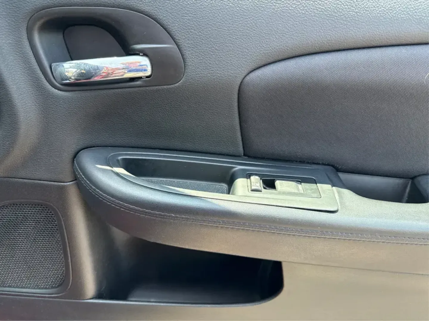 2014 Chrysler 200 Touring (1C3CCBBB6EN) with an 2.4L L4 DOHC 16V engine, 6-Speed Automatic transmission, located at 401 Woodman Dr, Riverside, OH, 45431, (937) 908-9800, 39.760899, -84.123421 - **Discover Freedom and Comfort with this 2014 Chrysler 200 Touring at Advantage Car and Credit!**<br /> <br /> Are you ready to elevate your driving experience? Whether you're a busy professional looking for a reliable daily commuter or a growing family in need of a safe and stylish sedan, the 2014- Photo#20