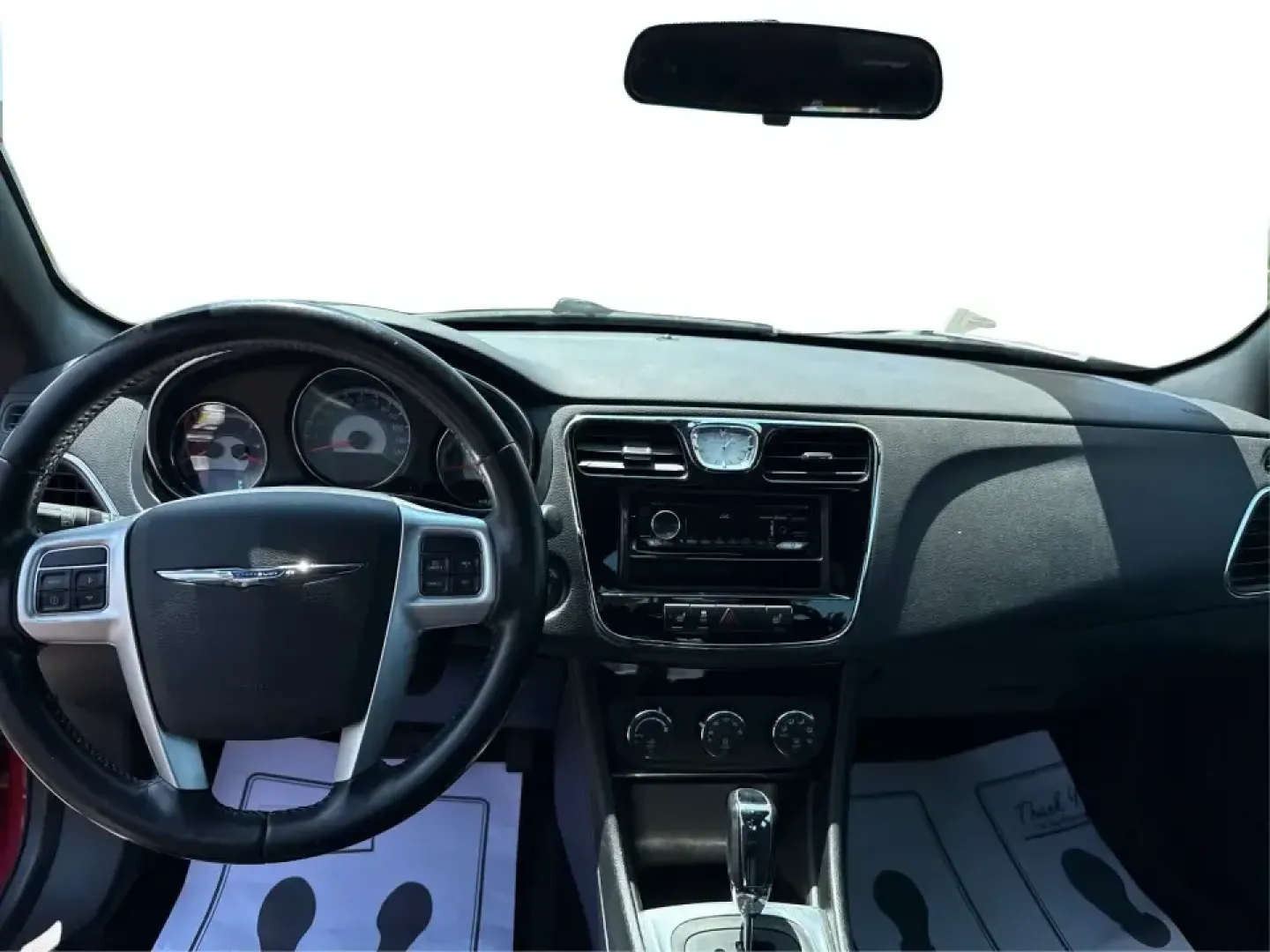 2014 Chrysler 200 Touring (1C3CCBBB6EN) with an 2.4L L4 DOHC 16V engine, 6-Speed Automatic transmission, located at 401 Woodman Dr, Riverside, OH, 45431, (937) 908-9800, 39.760899, -84.123421 - **Discover Freedom and Comfort with this 2014 Chrysler 200 Touring at Advantage Car and Credit!**<br /> <br /> Are you ready to elevate your driving experience? Whether you're a busy professional looking for a reliable daily commuter or a growing family in need of a safe and stylish sedan, the 2014- Photo#21