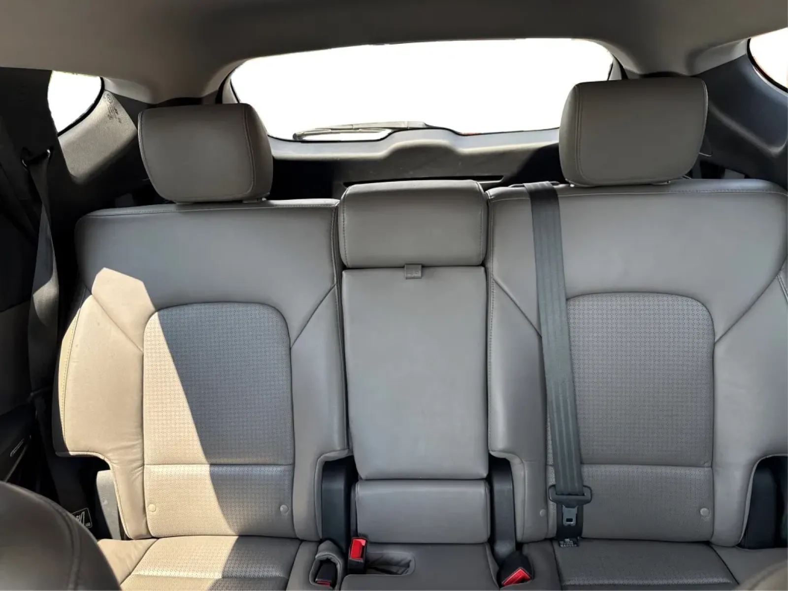 2013 Hyundai Santa Fe Sport 2.0T (5XYZU3LA1DG) with an Theta II 2L I-4 gasoline direct injection engine, located at 880 E. National Road, Vandalia, OH, 45377, (937) 908-9800, 39.891918, -84.183594 - **Discover Adventure with the 2013 Hyundai Santa Fe at Advantage Car and Credit!**<br /> <br /> Are you ready to embrace the open road? Whether you're planning a weekend getaway or commuting to work, the 2013 Hyundai Santa Fe Sport 2.0T is the perfect vehicle to elevate your lifestyle. Designed for - Photo#14