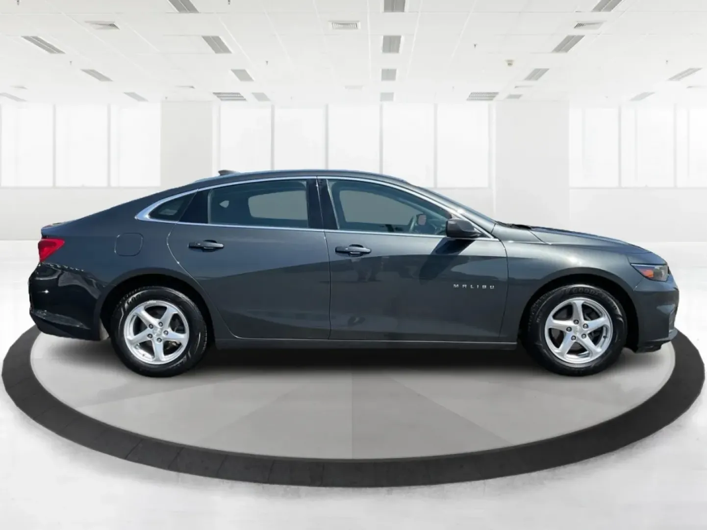 2018 Chevrolet Malibu 1LS (1G1ZB5ST3JF) with an ECOTEC 1.5L I-4 gasoline direct injection engine, located at 1230 East Main St, Xenia, OH, 45385, (937) 908-9800, 39.688026, -83.910172 - Are you ready to elevate your daily commute or family outings with a reliable and stylish sedan? Look no further than the 2018 Chevrolet Malibu 1LS, available right here at Advantage Car and Credit in Fairborn, OH. This modern sedan is perfect for growing families and ideal for budget-conscious buye - Photo#1