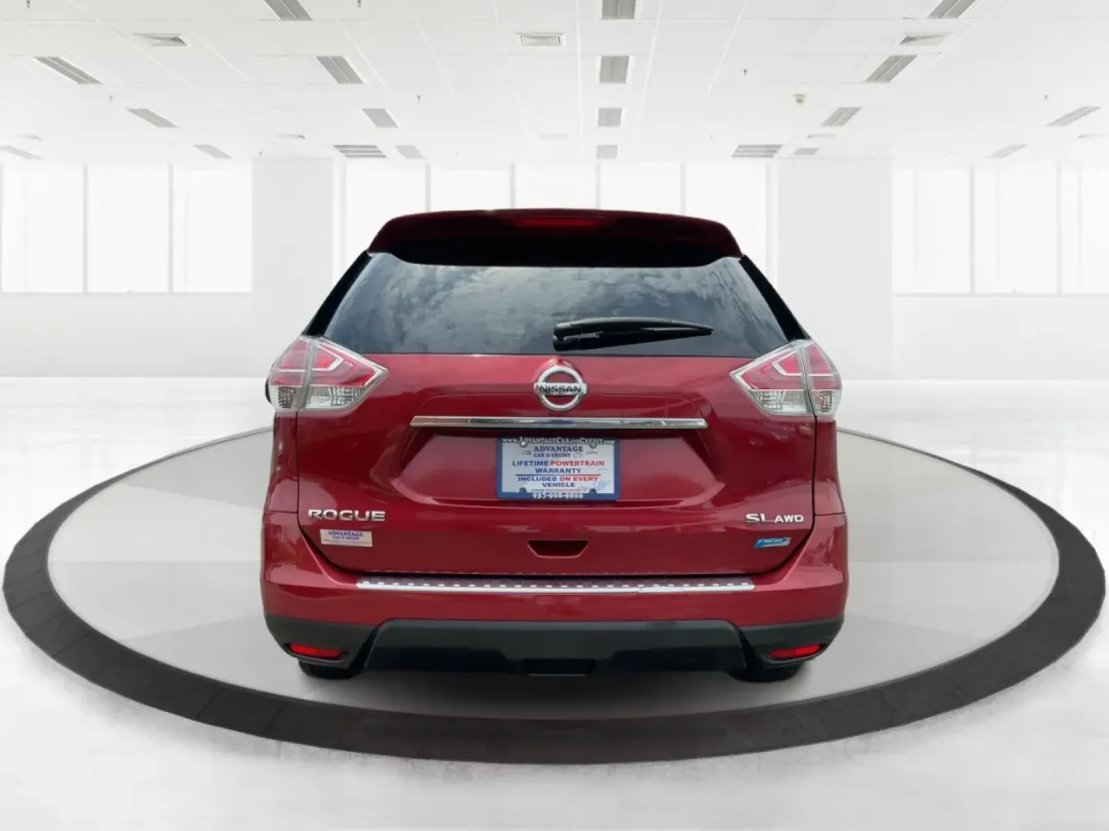 2014 Nissan Rogue SL (5N1AT2MV9EC) with an 2.5L I-4 DOHC engine, located at 1184 Kauffman Ave, Fairborn, OH, 45324, (937) 908-9800, 39.807072, -84.030914 - **Unleash Adventure with This 2014 Nissan Rogue SL Ideal for Your Active Lifestyle!**<br /> <br /> Are you ready to elevate your family adventures or weekend getaways? The 2014 Nissan Rogue SL is the perfect companion for anyone looking to blend functionality with style. With a spacious interior an - Photo#3