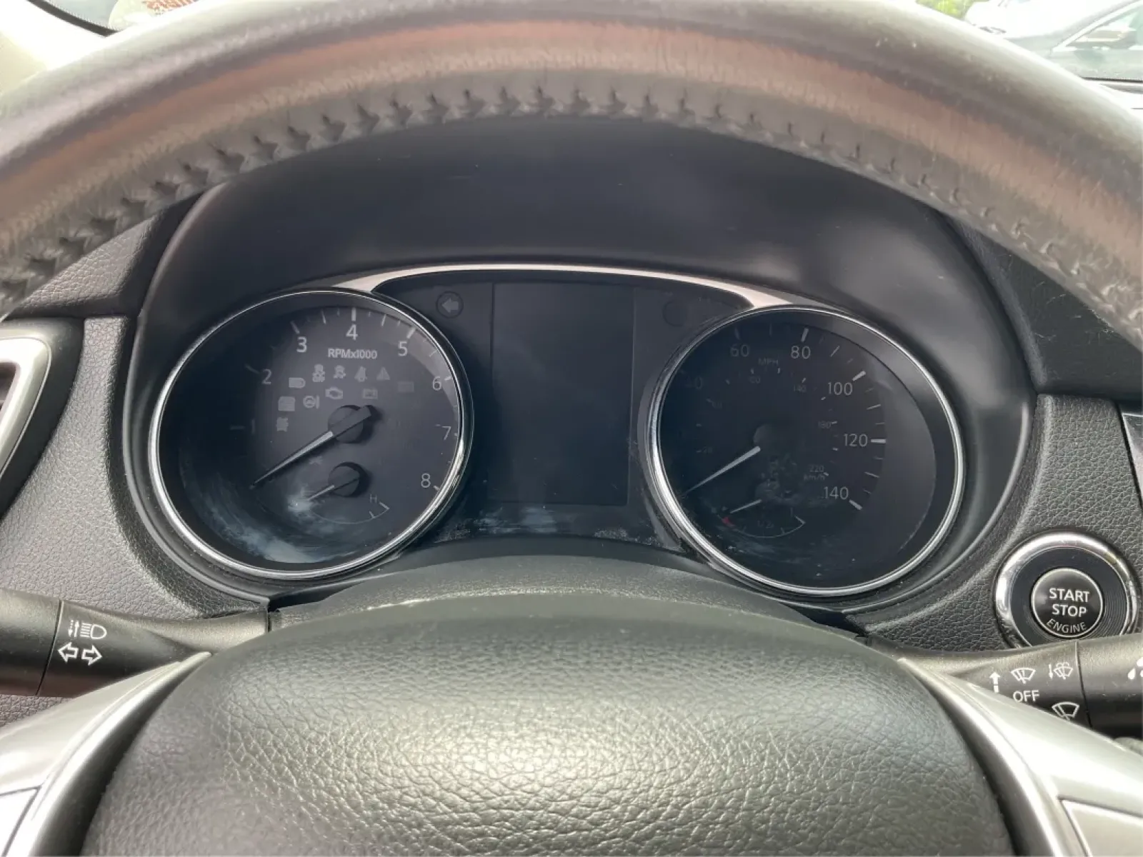 2014 Nissan Rogue SL (5N1AT2MV9EC) with an 2.5L I-4 DOHC engine, located at 1184 Kauffman Ave, Fairborn, OH, 45324, (937) 908-9800, 39.807072, -84.030914 - **Unleash Adventure with This 2014 Nissan Rogue SL Ideal for Your Active Lifestyle!**<br /> <br /> Are you ready to elevate your family adventures or weekend getaways? The 2014 Nissan Rogue SL is the perfect companion for anyone looking to blend functionality with style. With a spacious interior an - Photo#15