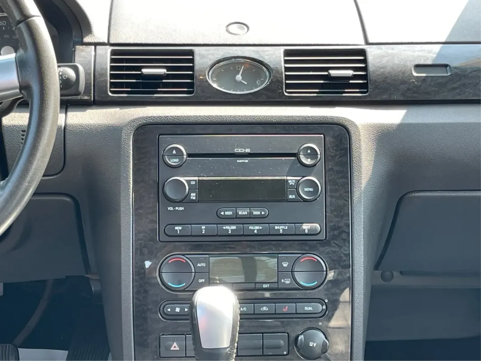 2007 Mercury Montego Premier (1MEHM42167G) with an Duratec 3L V-6 DOHC engine, located at 1230 East Main St, Xenia, OH, 45385, (937) 908-9800, 39.688026, -83.910172 - **Experience Comfort and Style with the 2007 Mercury Montego - Perfect for Your Next Adventure!**<br /> <br /> Are you ready to elevate your daily commute or embark on a weekend getaway? The 2007 Mercury Montego, available at Advantage Car and Credit in Xenia, OH, is designed to meet your lifestyle - Photo#12