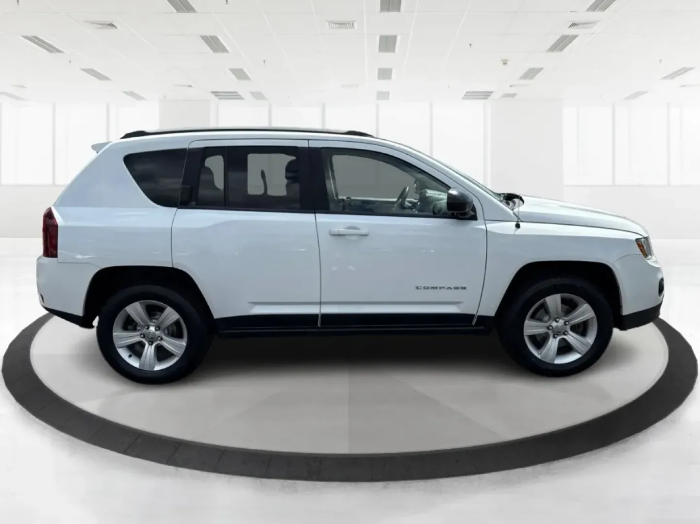 2014 Jeep Compass Sport (1C4NJDBB4ED) with an 2.4L I-4 DOHC engine, located at 1184 Kauffman Ave, Fairborn, OH, 45324, (937) 908-9800, 39.807072, -84.030914 - **Experience Adventure with the 2014 Jeep Compass Sport at Advantage Car and Credit Xenia!** <br /> <br /> Are you ready to embrace the open road with a vehicle that combines comfort, capability, and style? The 2014 Jeep Compass Sport, available at Advantage Car and Credit in Xenia, Ohio, is the pe - Photo#1