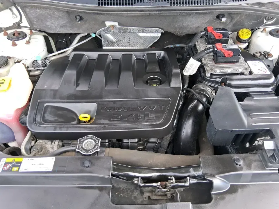 2014 Jeep Compass Sport (1C4NJDBB4ED) with an 2.4L I-4 DOHC engine, Automatic transmission, located at 1230 East Main St, Xenia, OH, 45385, (937) 908-9800, 39.688026, -83.910172 - **Experience Adventure with the 2014 Jeep Compass Sport at Advantage Car and Credit Xenia!** <br /> <br /> Are you ready to embrace the open road with a vehicle that combines comfort, capability, and style? The 2014 Jeep Compass Sport, available at Advantage Car and Credit in Xenia, Ohio, is the pe - Photo#11