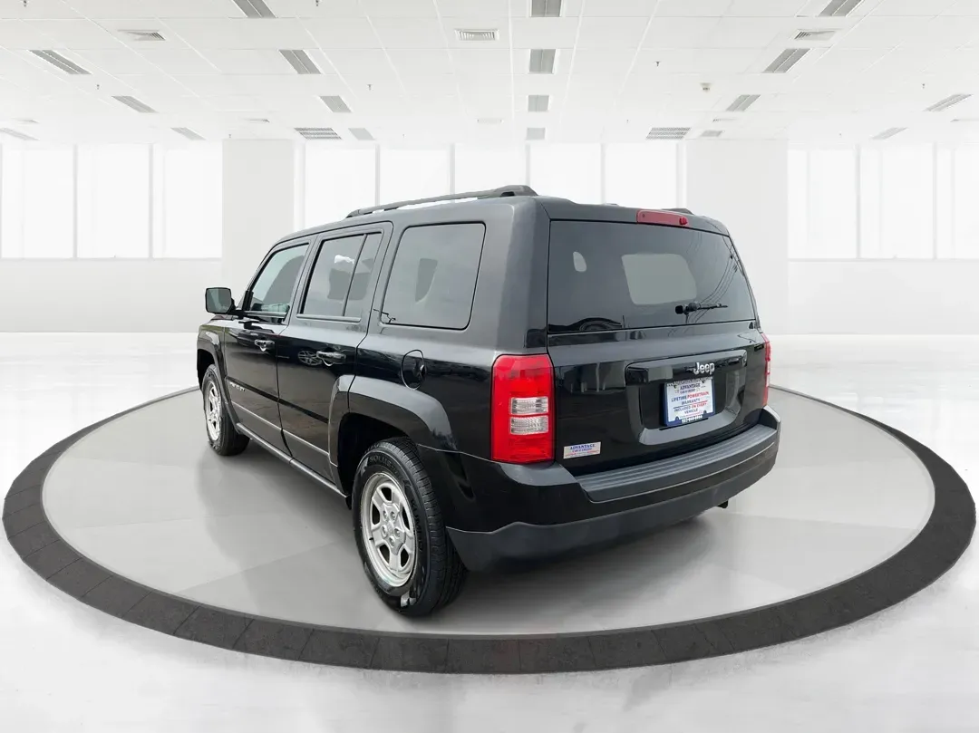 2017 Jeep Patriot Sport FWD (1C4NJPBAXHD) with an 2.4L I-4 DOHC engine, located at 8750 N County Rd 25A, Piqua, OH, 45356, (937) 908-9800, 40.164391, -84.232513 - **Unlock Adventure with the 2017 Jeep Patriot Sport FWD at Advantage Car and Credit!**<br /> <br /> Are you ready to elevate your outdoor adventures or simply need a reliable vehicle for your daily commute? Look no further than the incredible 2017 Jeep Patriot Sport FWD, available now at Advantage C - Photo#4