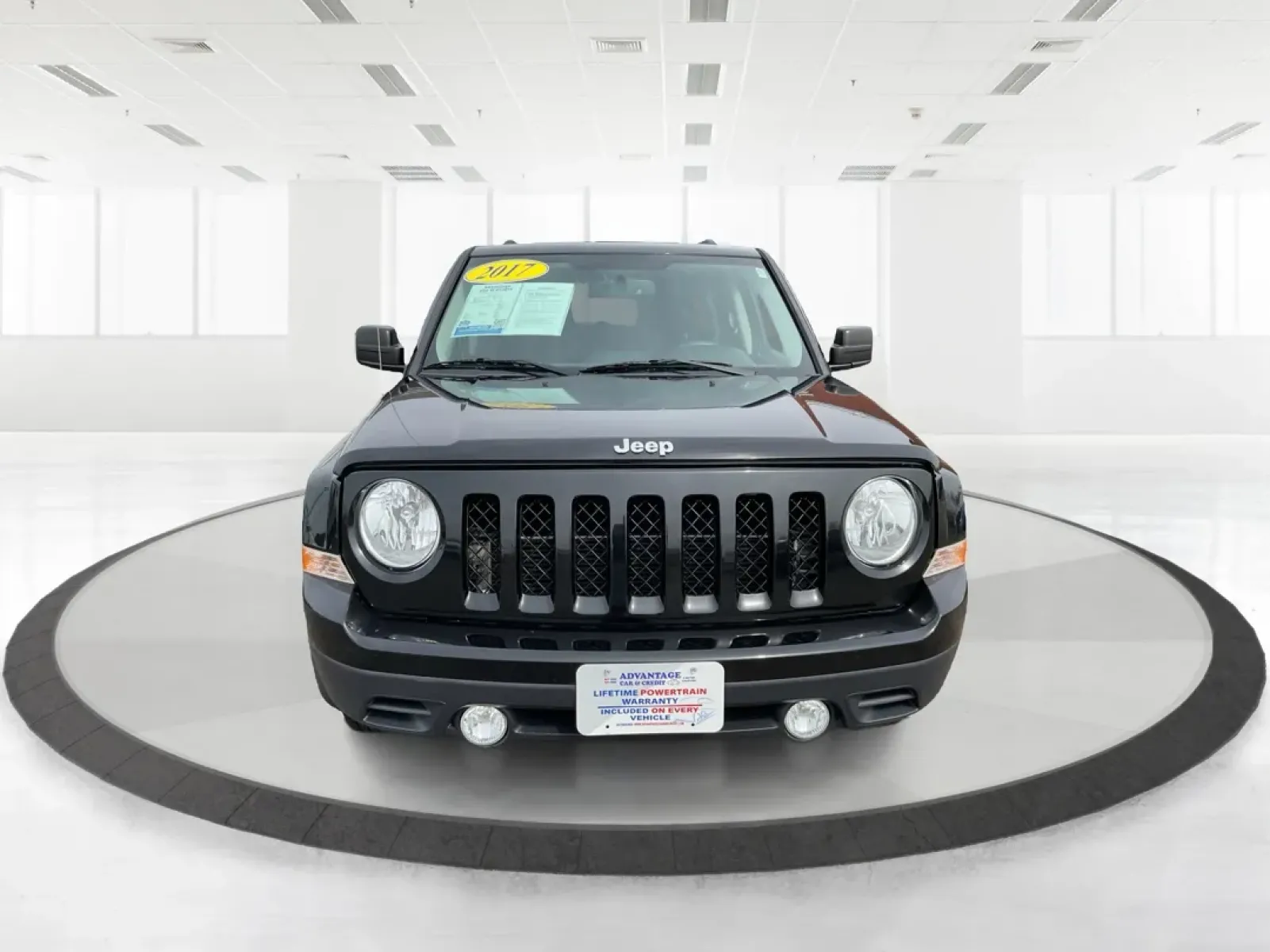 2017 Jeep Patriot Sport FWD (1C4NJPBAXHD) with an 2.4L I-4 DOHC engine, located at 8750 N County Rd 25A, Piqua, OH, 45356, (937) 908-9800, 40.164391, -84.232513 - **Unlock Adventure with the 2017 Jeep Patriot Sport FWD at Advantage Car and Credit!**<br /> <br /> Are you ready to elevate your outdoor adventures or simply need a reliable vehicle for your daily commute? Look no further than the incredible 2017 Jeep Patriot Sport FWD, available now at Advantage C - Photo#7