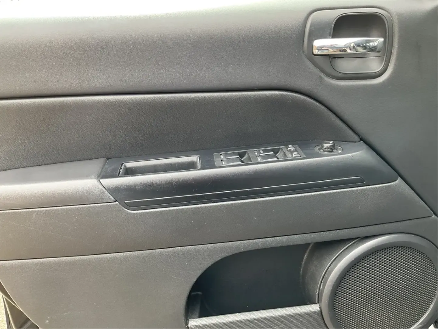 2017 Jeep Patriot Sport FWD (1C4NJPBAXHD) with an 2.4L I-4 DOHC engine, located at 8750 N County Rd 25A, Piqua, OH, 45356, (937) 908-9800, 40.164391, -84.232513 - **Unlock Adventure with the 2017 Jeep Patriot Sport FWD at Advantage Car and Credit!**<br /> <br /> Are you ready to elevate your outdoor adventures or simply need a reliable vehicle for your daily commute? Look no further than the incredible 2017 Jeep Patriot Sport FWD, available now at Advantage C - Photo#17