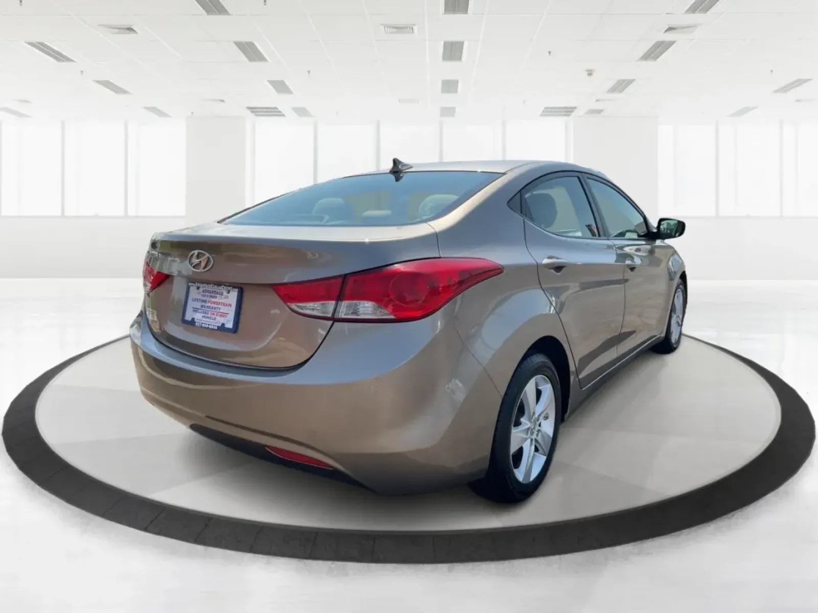 2013 Hyundai Elantra GLS (5NPDH4AE6DH) with an 1.8L I-4 DOHC engine, located at 8750 N County Rd 25A, Piqua, OH, 45356, (937) 908-9800, 40.164391, -84.232513 - **Unlock the Freedom of the Open Road with the 2013 Hyundai Elantra GLS** <br /> <br /> Are you ready to elevate your daily commute or embark on new adventures without breaking the bank? The 2013 Hyundai Elantra GLS, available at Advantage Car and Credit in Fairborn, OH, is the ideal sedan for budg - Photo#2